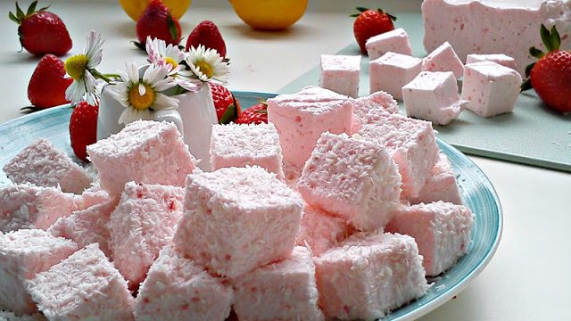 Recept nedelje: Penaste bombone sa jagodama (marshmallow) 1
