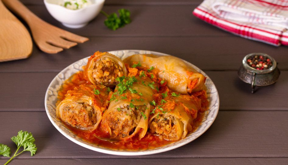 baba-visnjina-sarma:-zbog-nje-je-knez-milos-obrenovic-uvek-dolazio-kuci-da-ruca-na-vreme