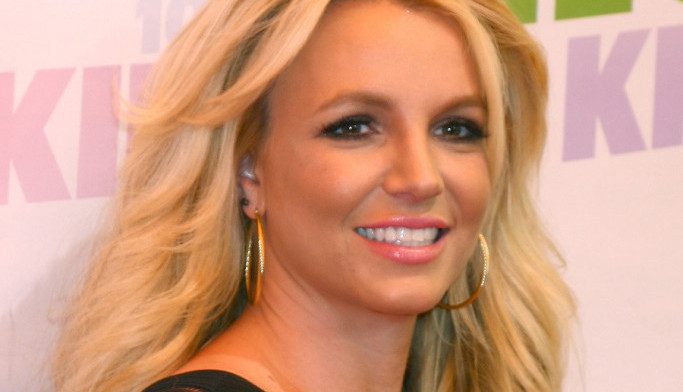 britni-spirs-je-besna-na-javnost-i-pratioce:-"muka-mi-je-od-vas-koji-pisete-da-sam-umrla"