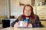 prica-ove-starice-je-rasplakala-srbiju:-jelica-ce-i-ovaj-uskrs-provesti-sama-i-bez-sinova