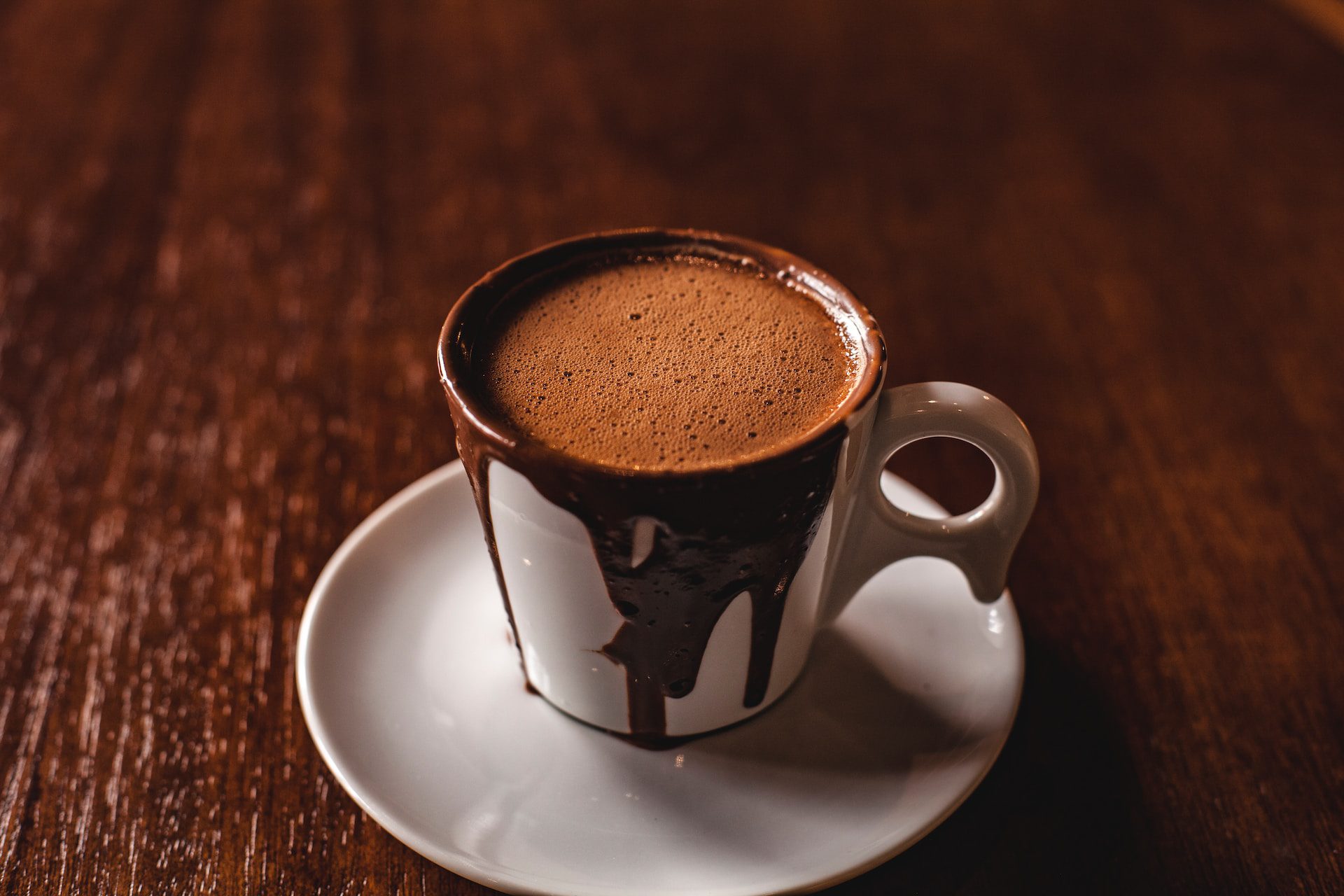 rizicna-kombinacija:-kava-i-cokolada-mogu-imati-pozitivne-ucinke-na-zdravlje,-no-moguca-je-i-jedna-nezeljena-posljedica