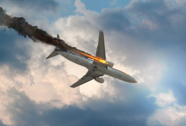 pao-avion-u-crnoj-gori
