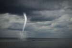 iznenadni-tornado-na-halkidikiju,-ima-povredjenih-(video)