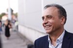 “ne-prodajem-pesme,-ja-ih-poklanjam”;-pevac-otkrio-nepoznate-detalje,-pa-porucio:-prijateljima-ne-naplacujem!-bitno-mu-je-samo-jedno