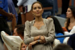 elegantno,-sofisticirano,-leprsavo:-kao-prava-princeza-jelena-djokovic-stajlingom-svetske-dame-dominirala-na-tribinama