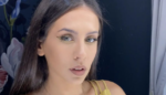 ivana-dudic-u-najtrendi-cizmama-ove-sezone:-kaubojke-koje-je-ponela-se-savrseno-uklapaju-uz-mladalacki-stajling