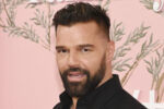 latino-frajer-i-sinovi:-riki-martin-poveo-svoje-blizance-na-crveni-tepih,-ljudi-pali-u-trans-kada-su-videli-kako-izgledaju!